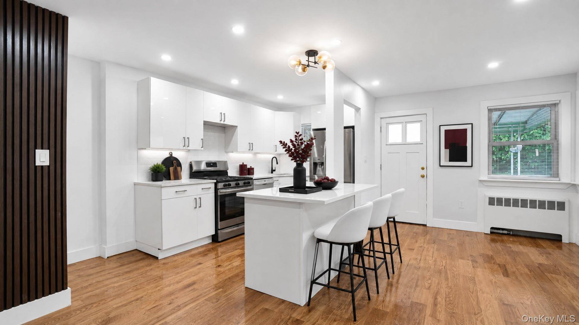 4081 Grace AVE, Bronx, NY 10466