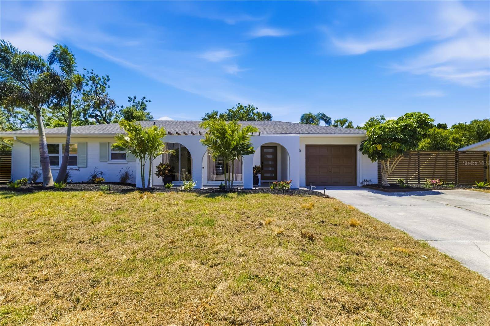 2436 GOLDENROD ST, Sarasota, FL 34239