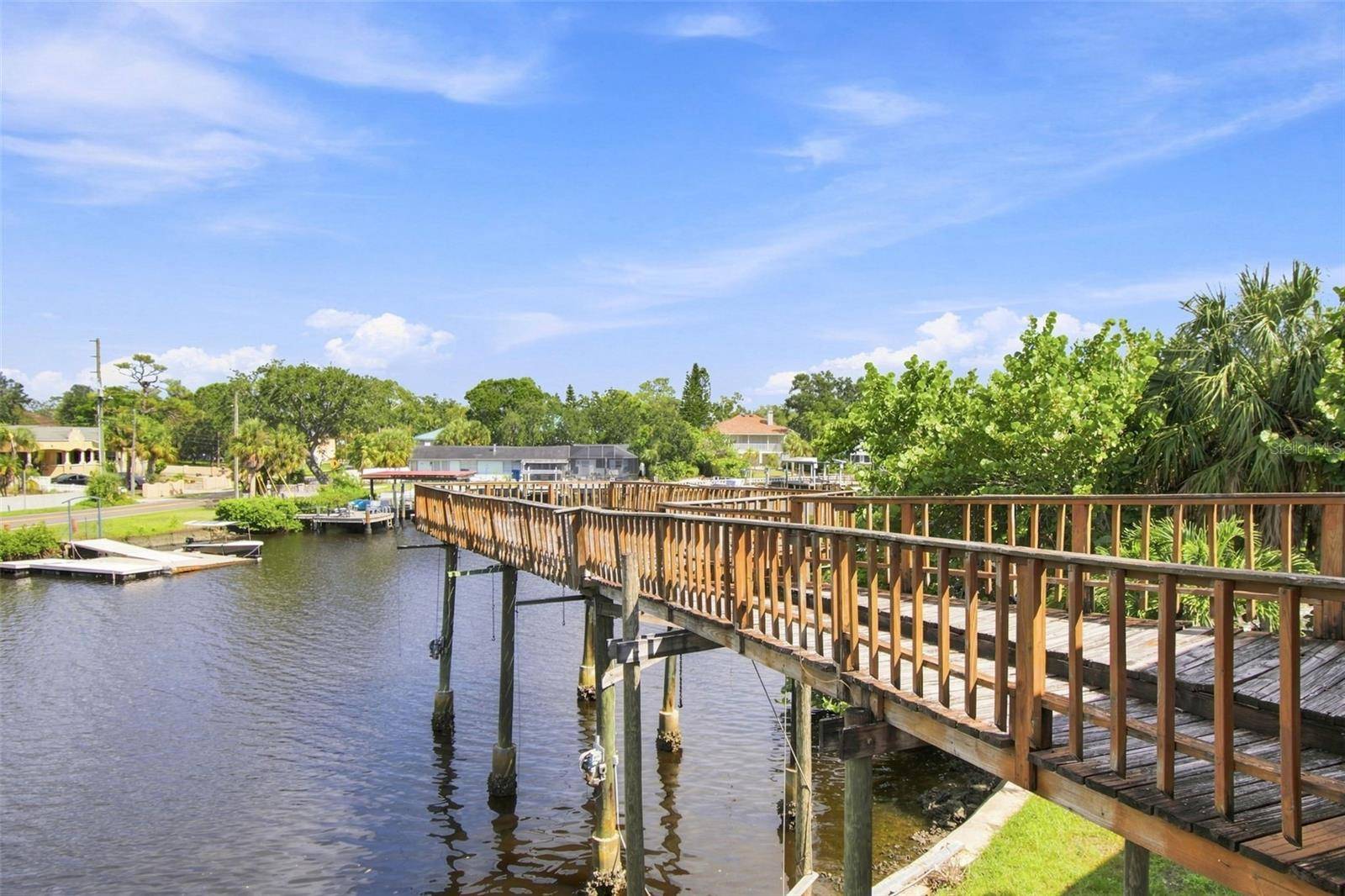 5 VENETIAN CT, Tarpon Springs, FL 34689