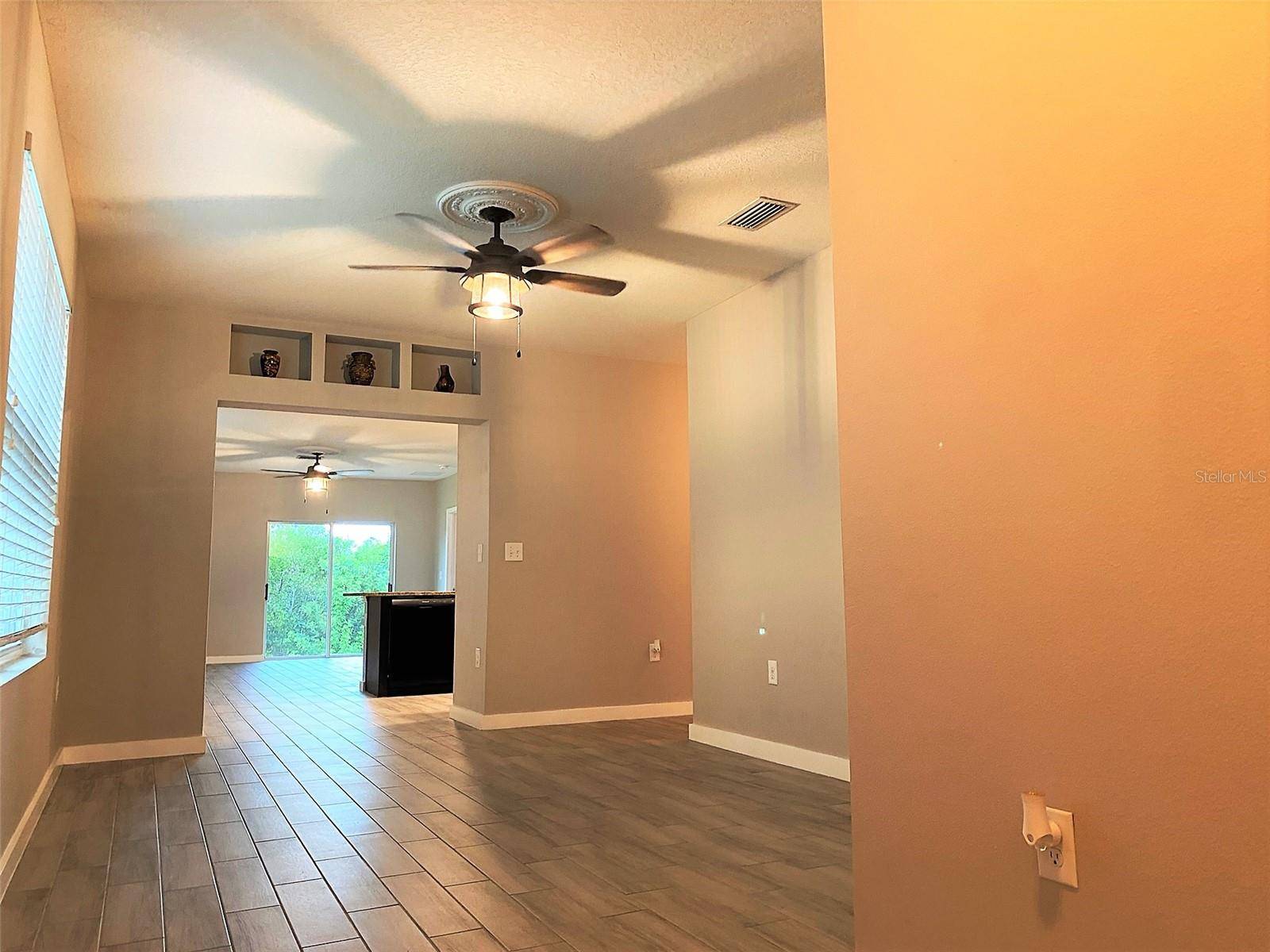 5231 SAN PALERMO DR, Bradenton, FL 34208