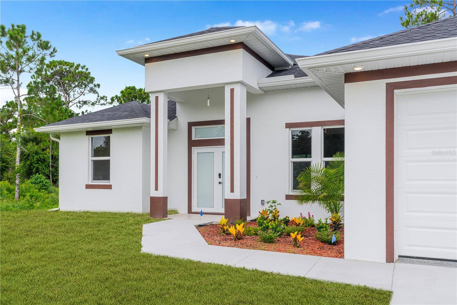 1113 HENRY AVE, Lehigh Acres, FL 33972