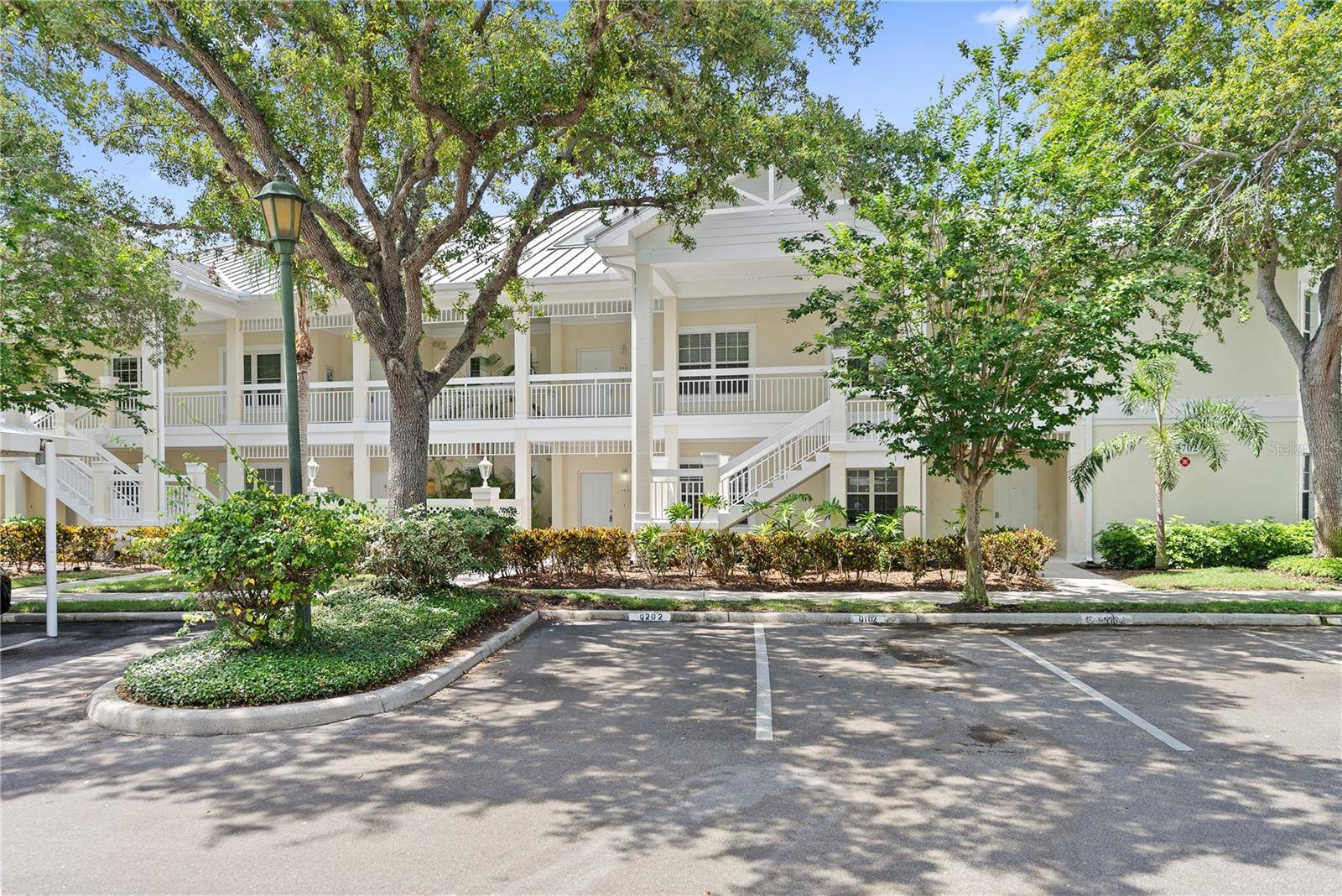 3702 54TH DR W #102, Bradenton, FL 34210