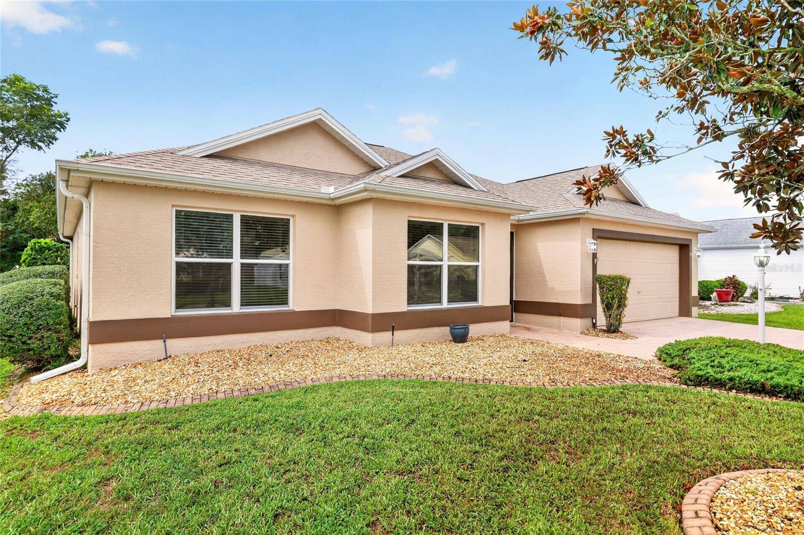 1238 AUGUSTINE DR, The Villages, FL 32159