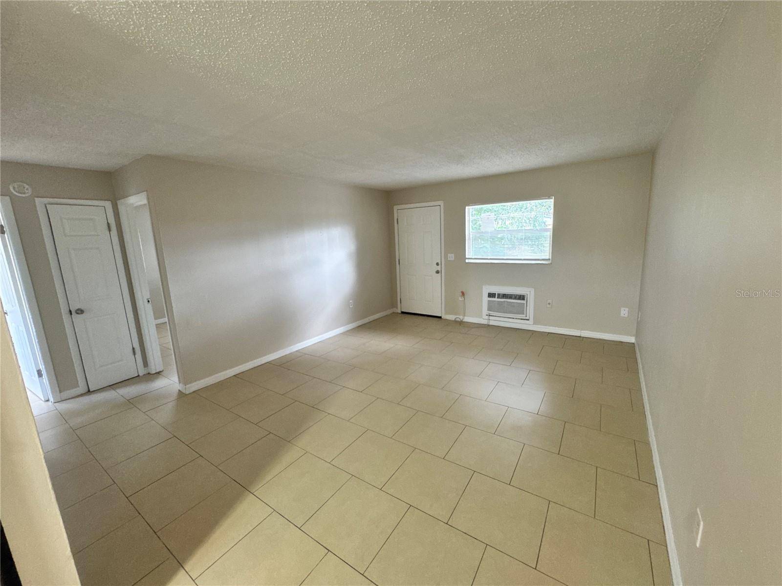 2100 SOUTH ST #C, Leesburg, FL 34748