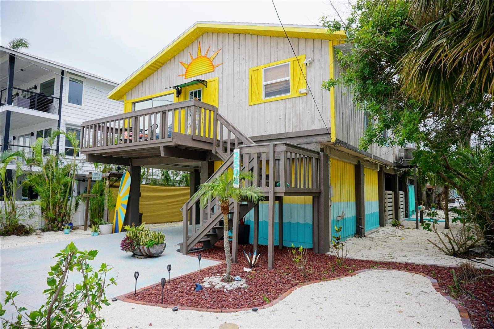 2504 AVENUE B, Bradenton Beach, FL 34217