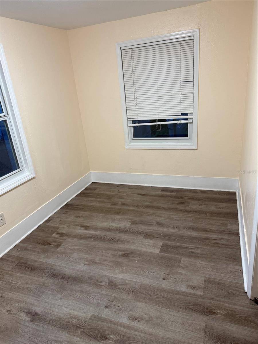 237 E 8TH ST, Apopka, FL 32703