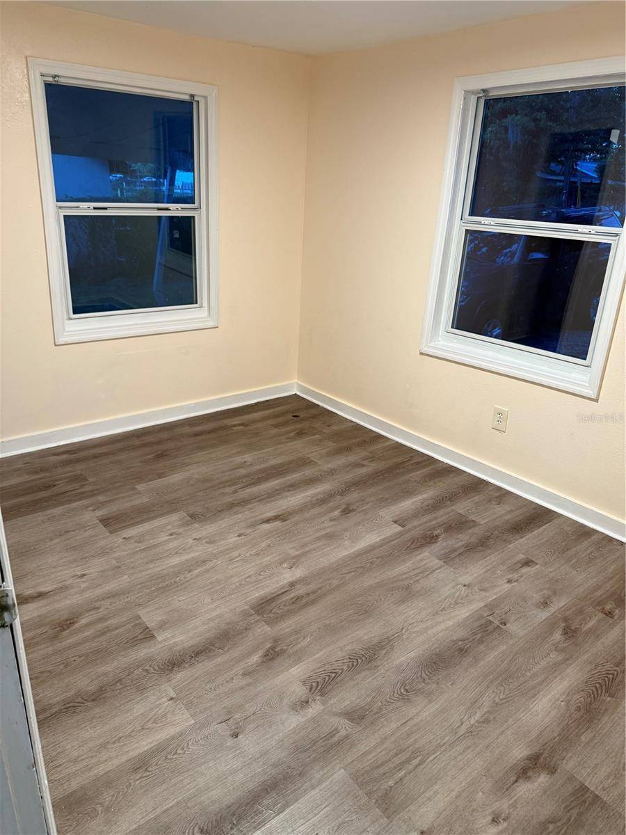 237 E 8TH ST, Apopka, FL 32703