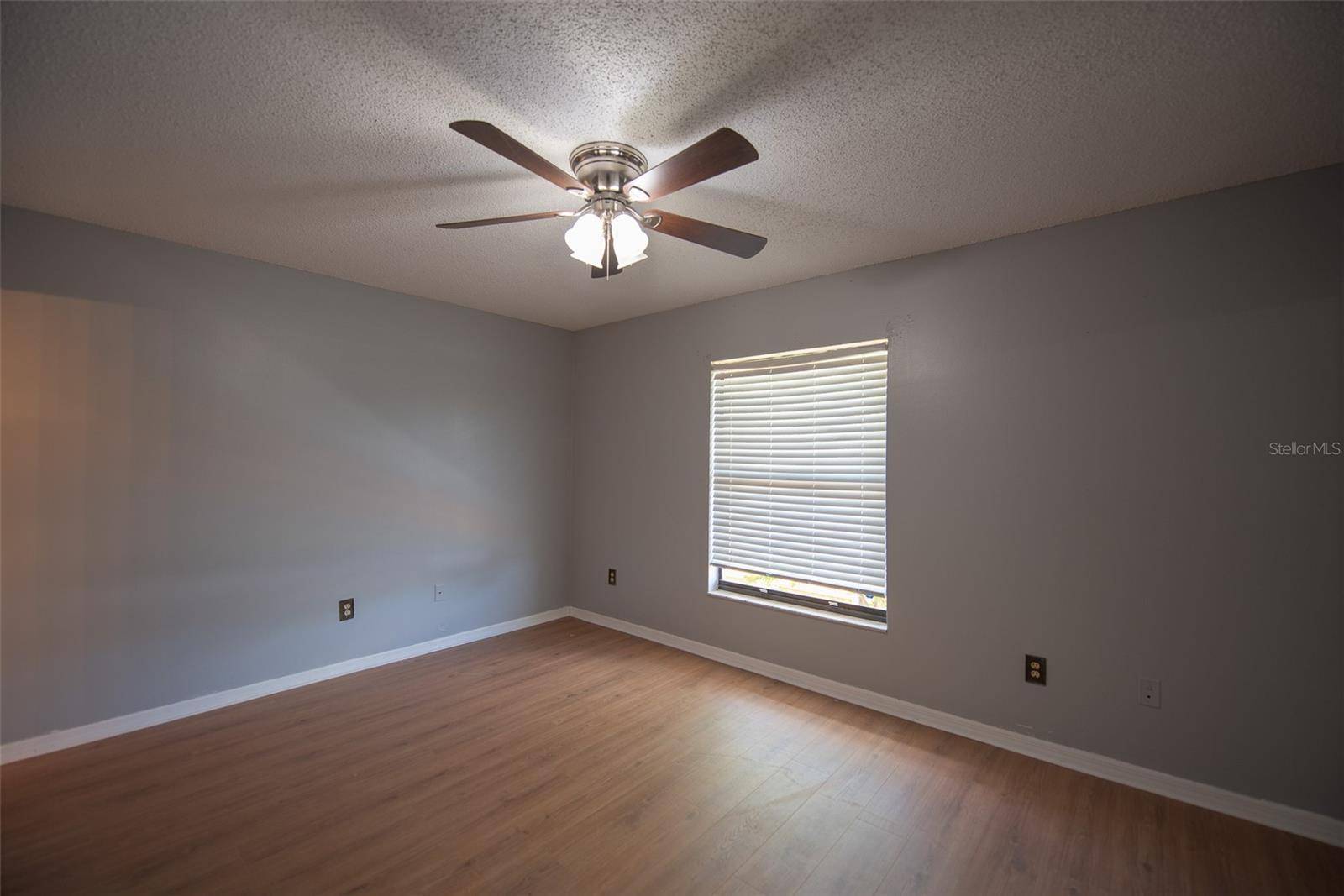 1621 SANDY POINT SQ #61, Orlando, FL 32807