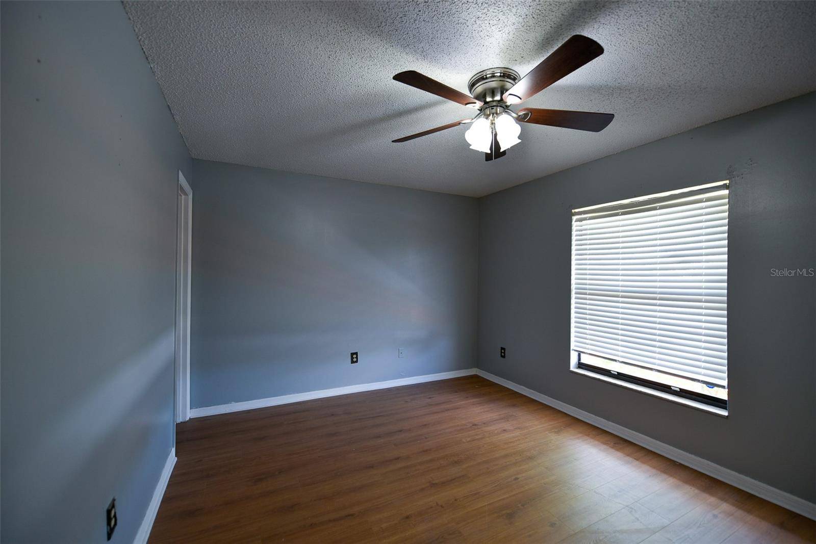 1621 SANDY POINT SQ #61, Orlando, FL 32807