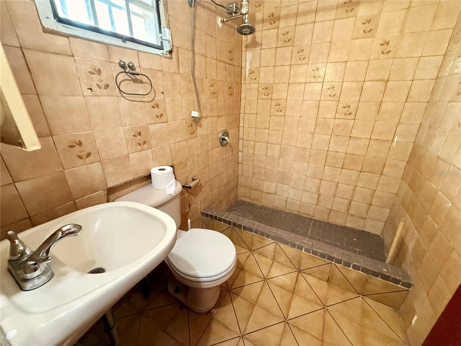 Address not disclosed, Caguas, PR 00725