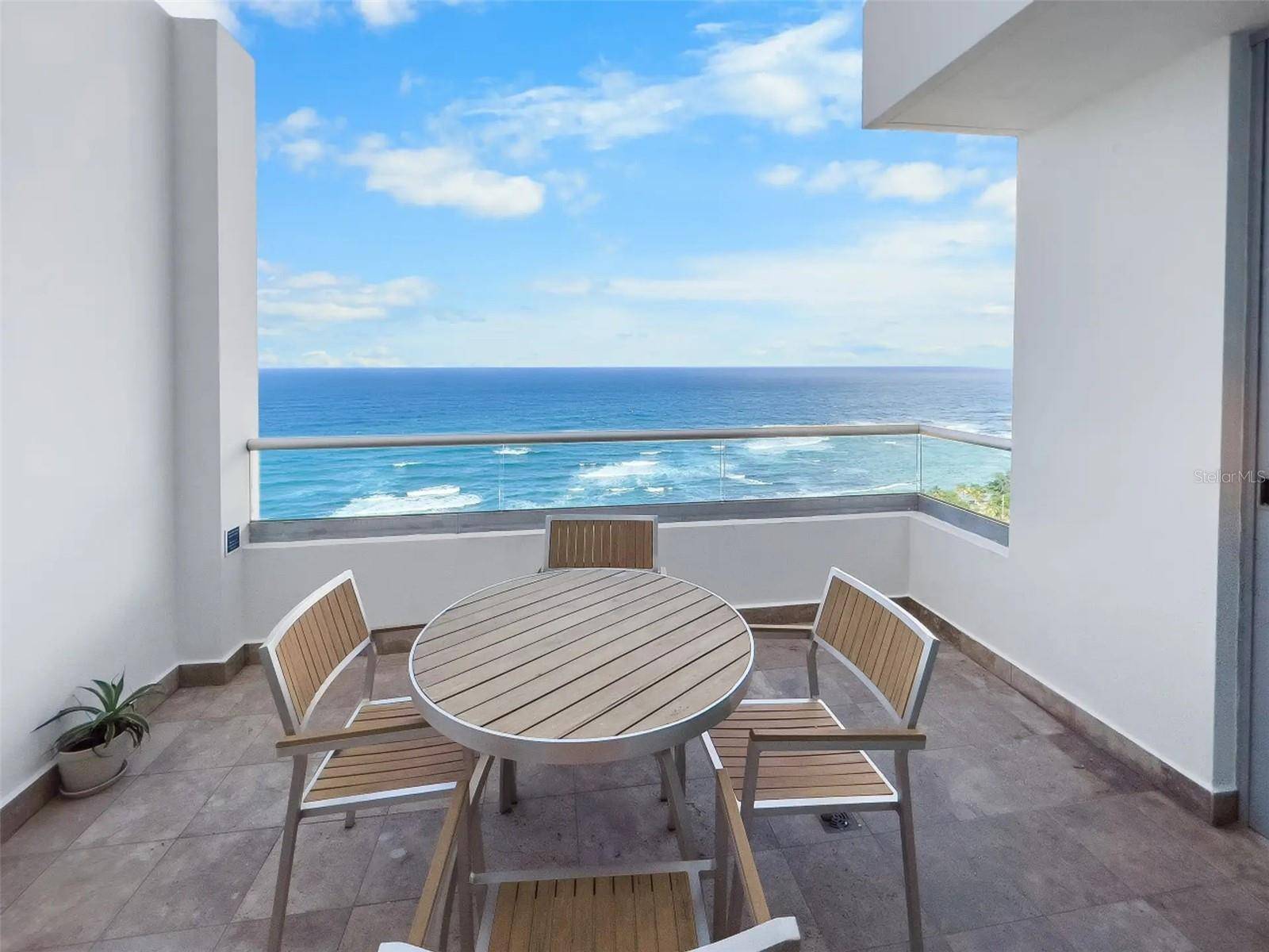 404 ATLANTIS #2303, San Juan, PR 00901