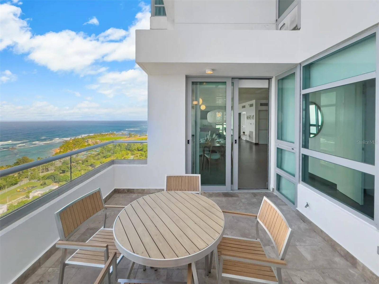 404 ATLANTIS #2303, San Juan, PR 00901