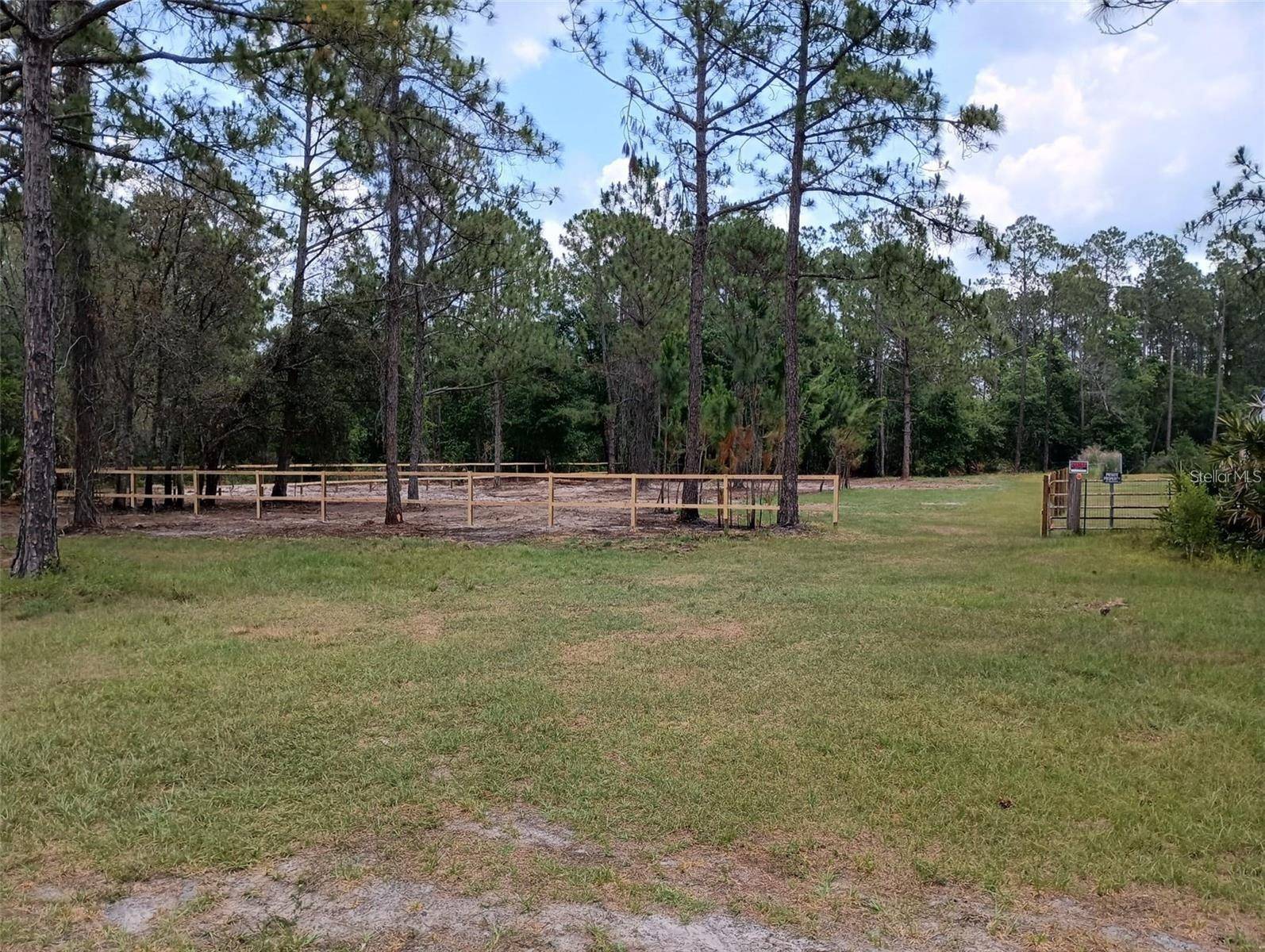 17477 COMMONWEALTH AVE N, Polk City, FL 33868