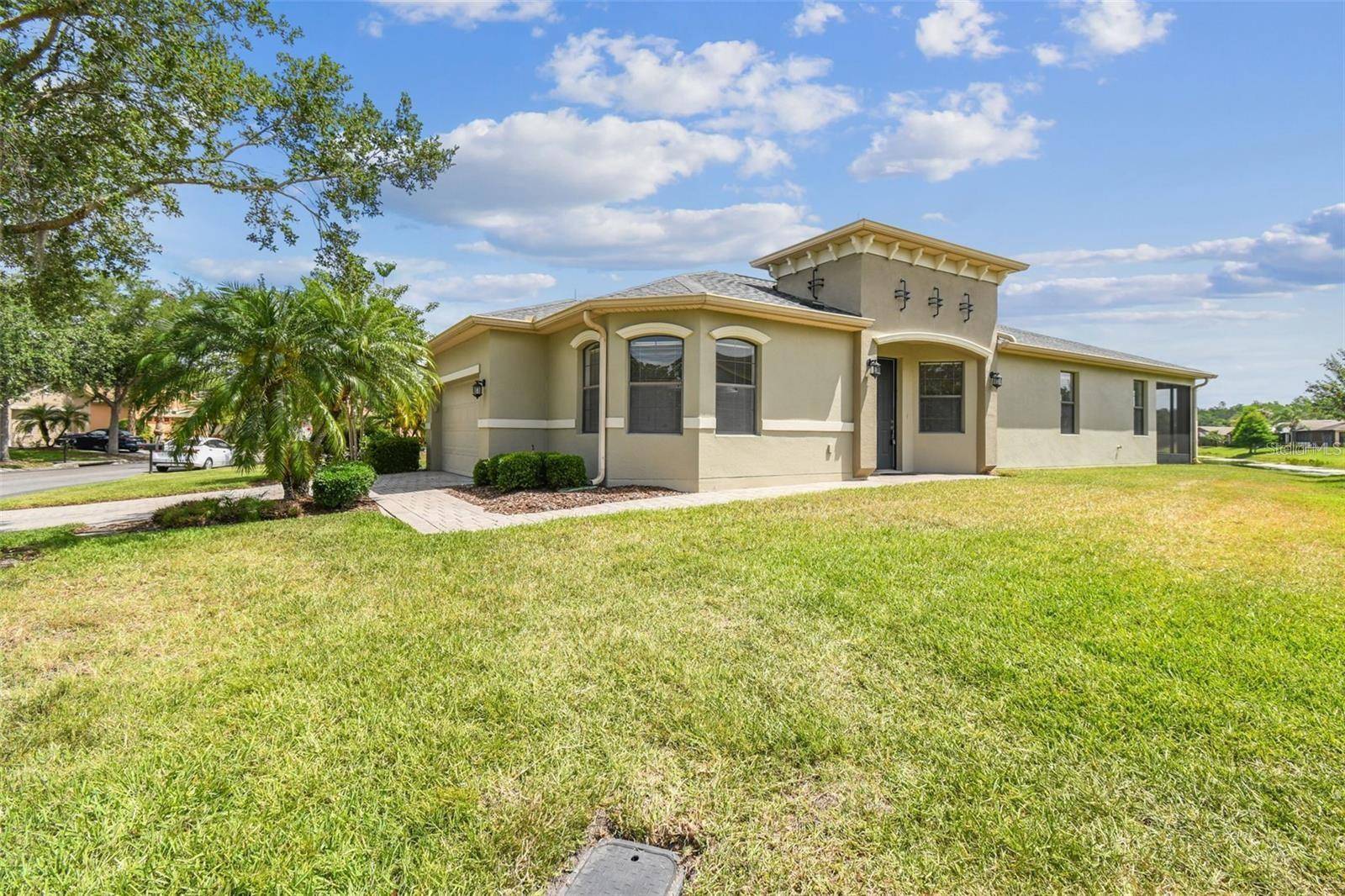 829 GRAND CANAL DR, Poinciana, FL 34759