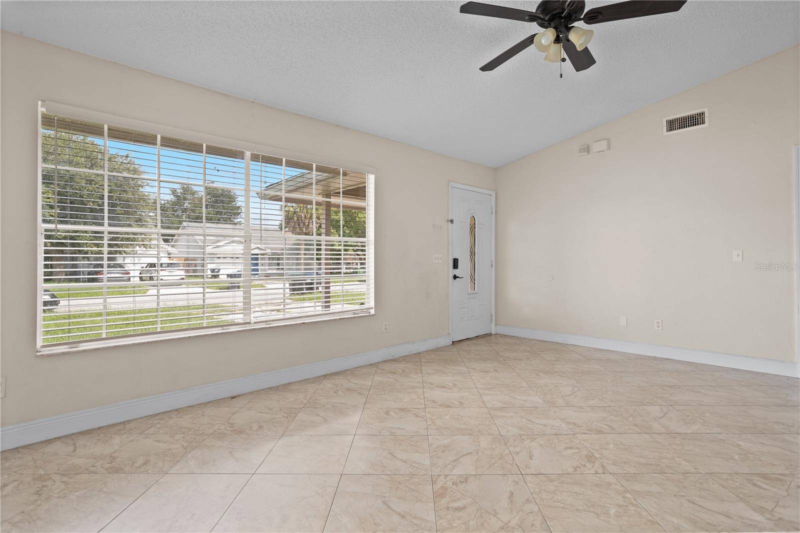 1208 ROMA CT, Orlando, FL 32825