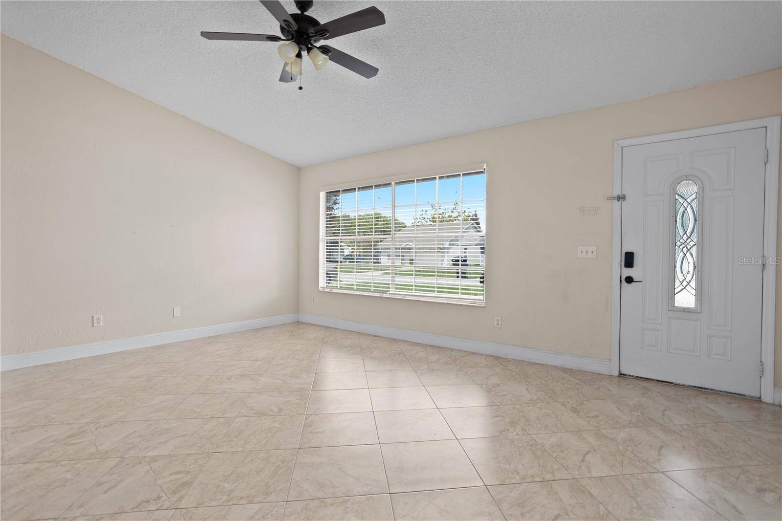 1208 ROMA CT, Orlando, FL 32825