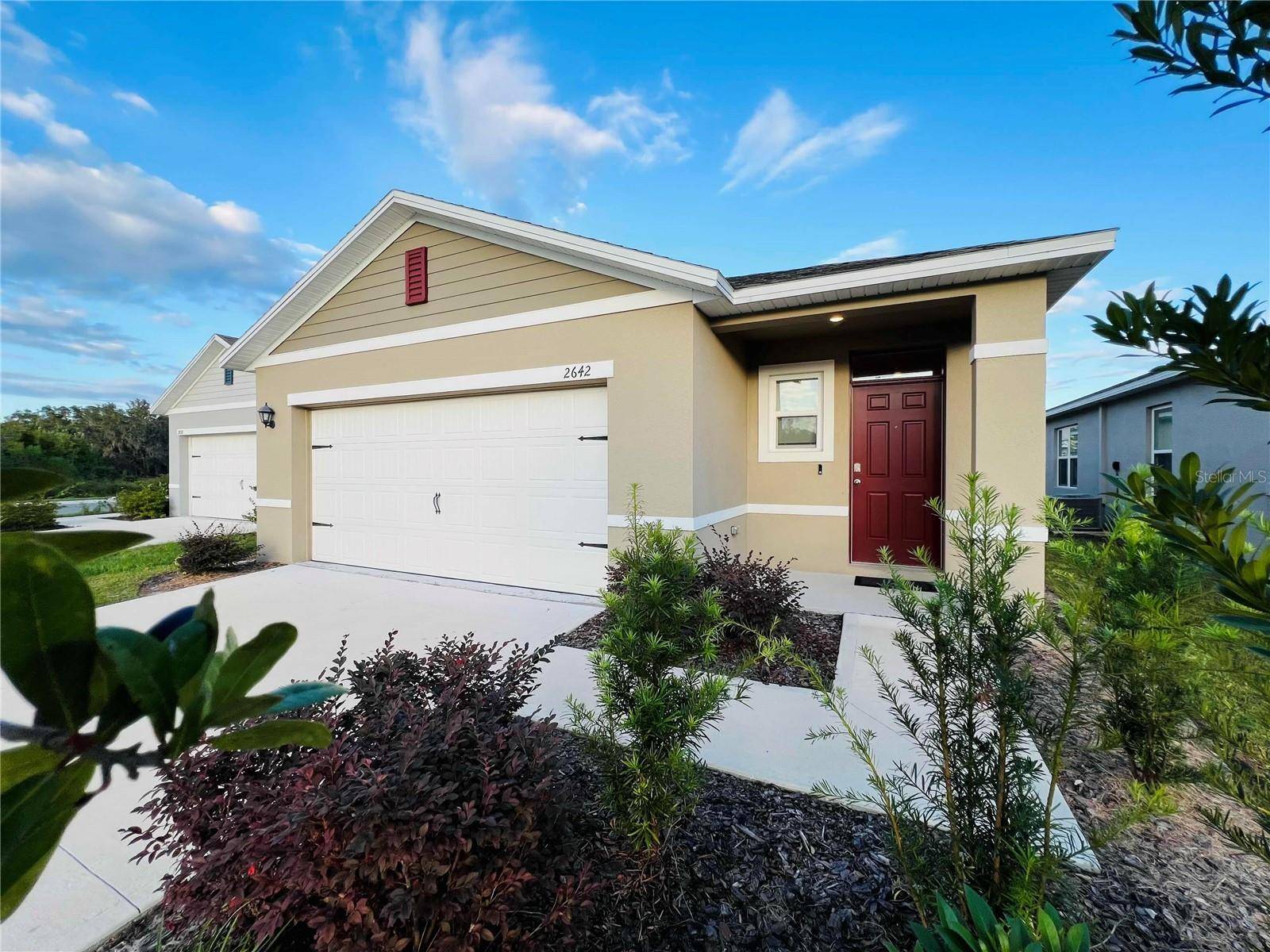 2642 ANGEL FALLS DR, Davenport, FL 33837