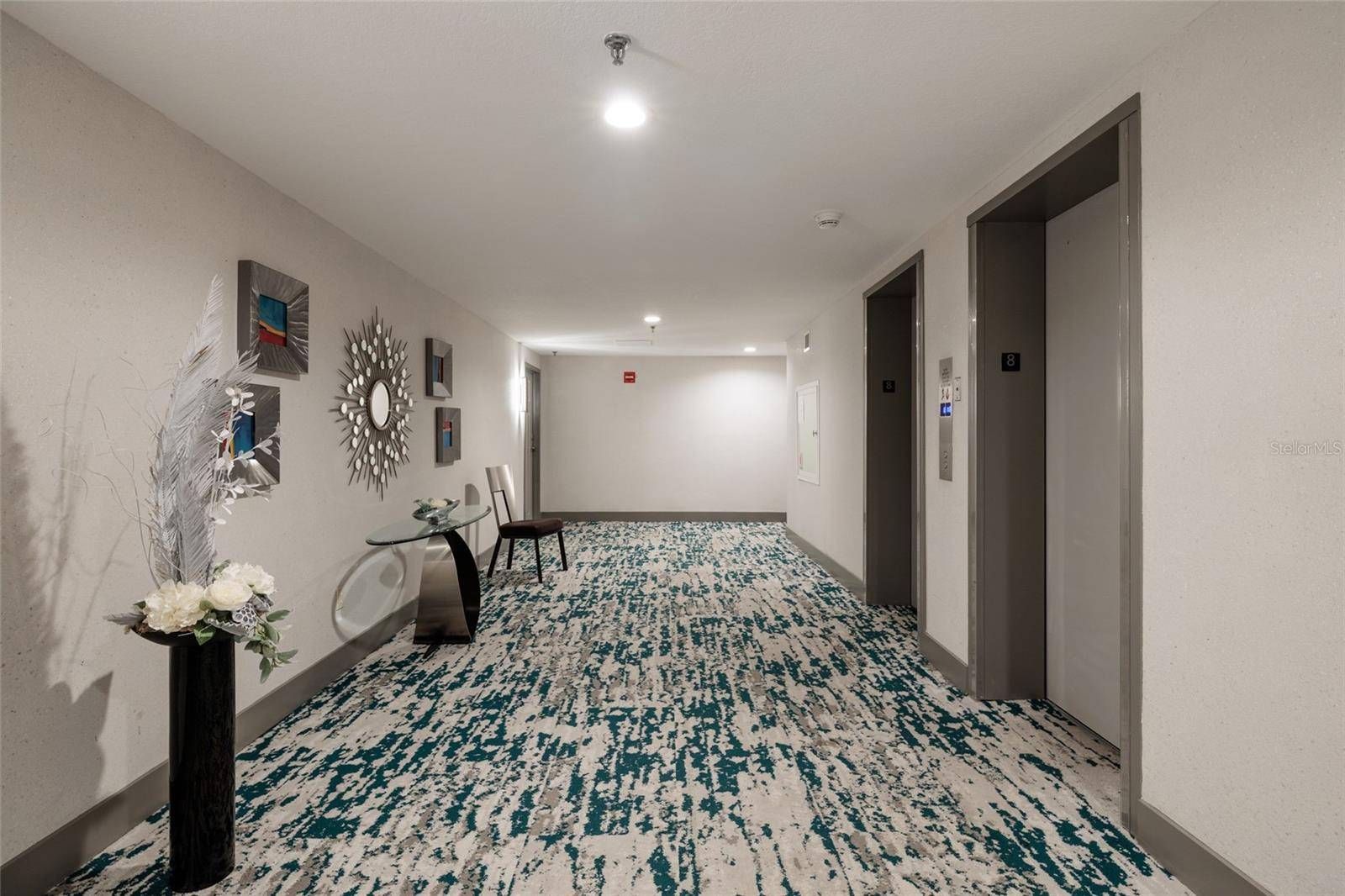 7650 BAYSHORE DR #805, Treasure Island, FL 33706