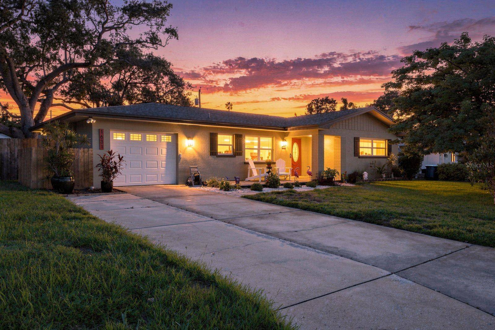 1631 ELIZABETH LN, Clearwater, FL 33755