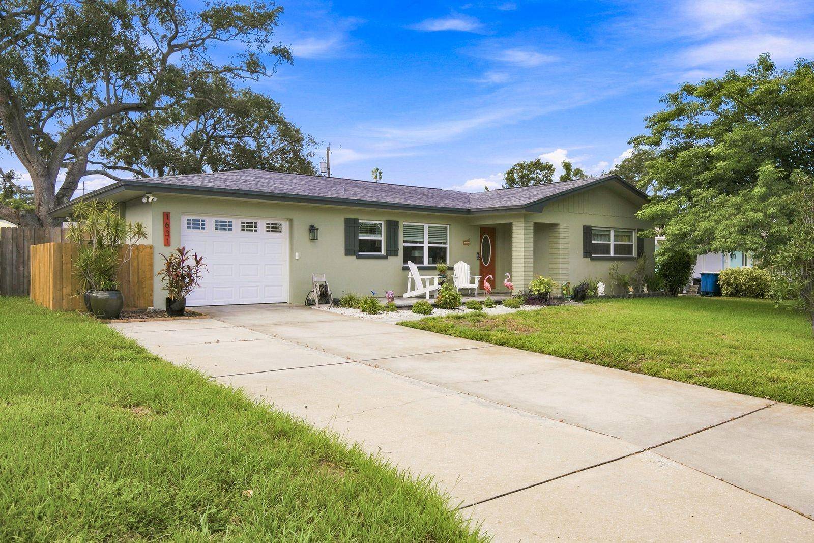 1631 ELIZABETH LN, Clearwater, FL 33755