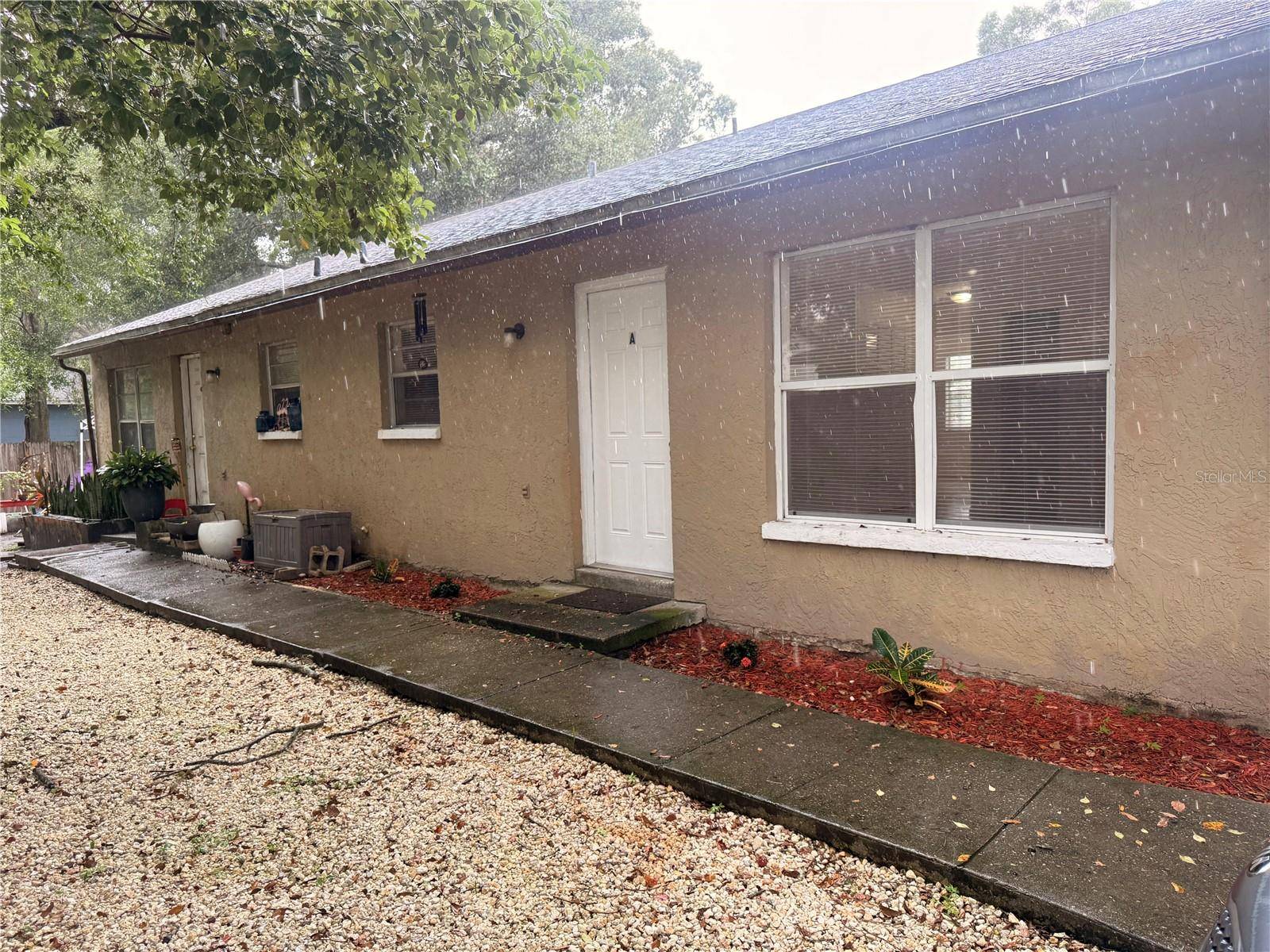 9406 N HARTTS DR #A, Tampa, FL 33617
