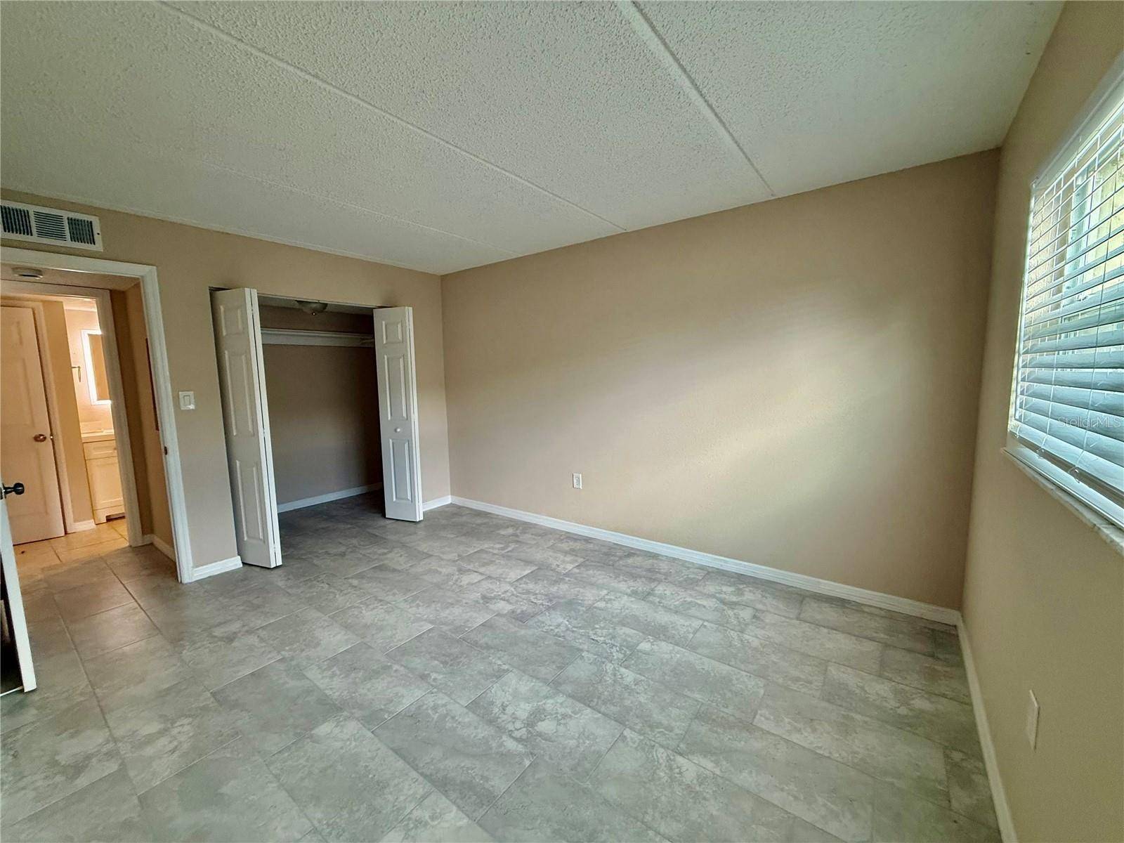 11700 PARK BLVD #106, Seminole, FL 33772