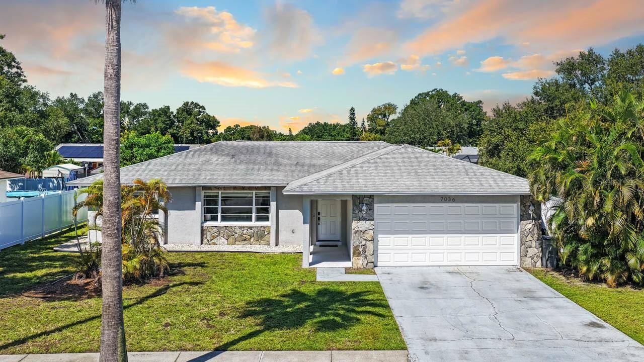 7036 13TH ST E, Sarasota, FL 34243