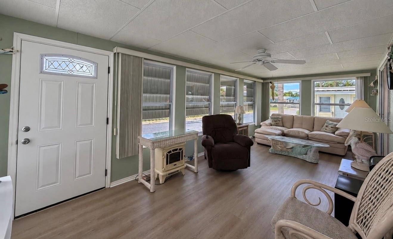 1100 BELCHER RD S #535, Largo, FL 33771