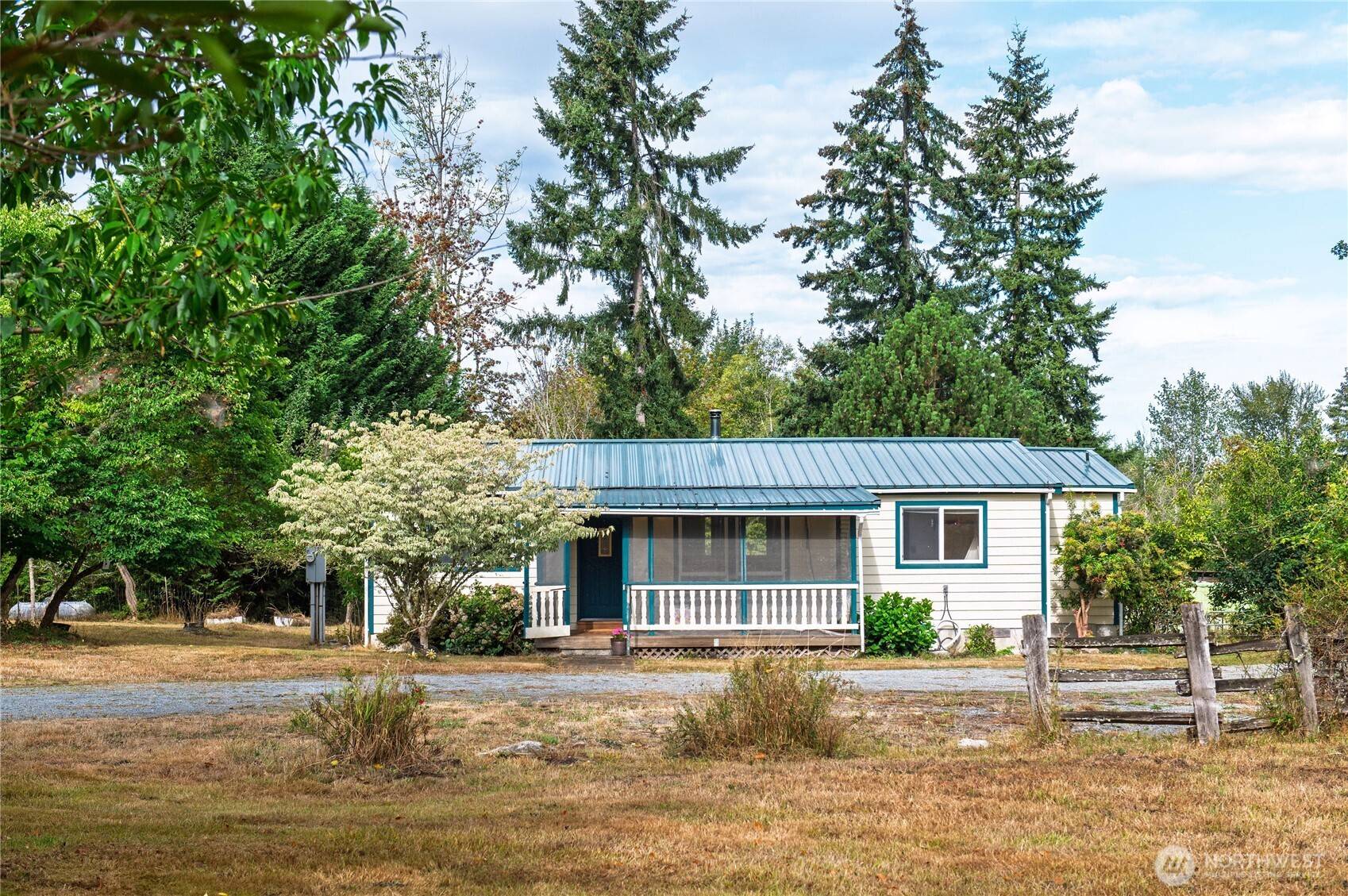 12517 Kapowsin Highlands DR E, Graham, WA 98338