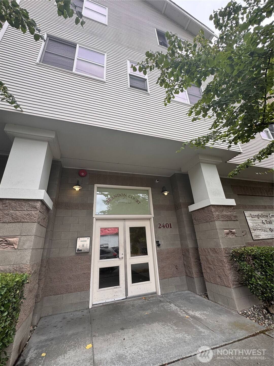 2401 SW Brandon ST #201, Seattle, WA 98106