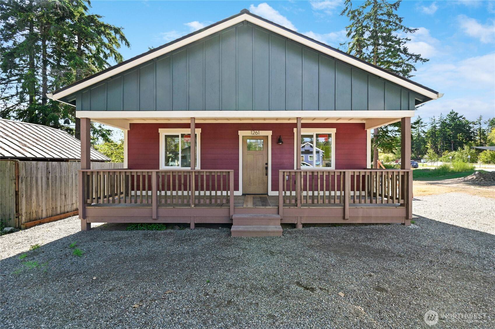 1261 18th ST, Port Townsend, WA 98368