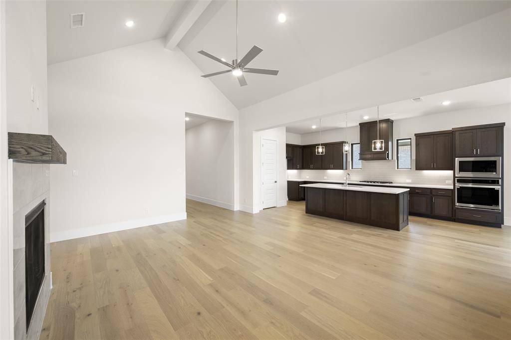 317 Fire Blade Drive, Aledo, TX 76008
