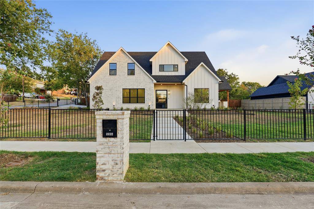 5304 Chippewa Drive, Dallas, TX 75212