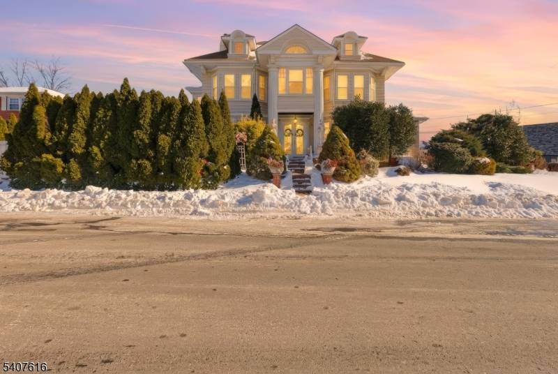 871 Colonia Rd, Elizabeth City, NJ 07208