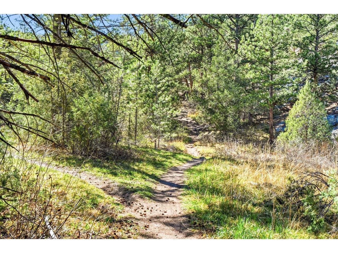 5 Mohawk, Lyons, CO 80540