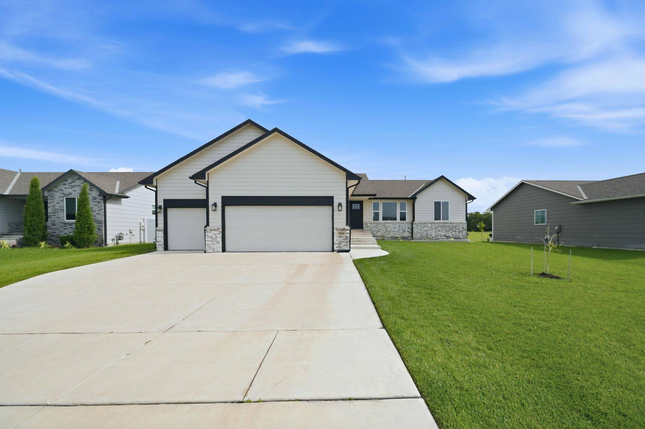 10514 W Wilkinson, Maize, KS 67101