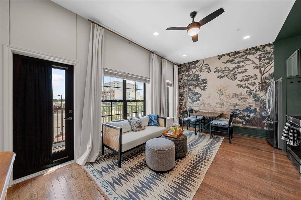 330 Austin Avenue #328, Waco, TX 76701