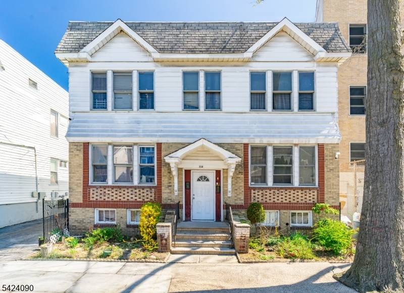316 Ellery Ave, Newark City, NJ 07106