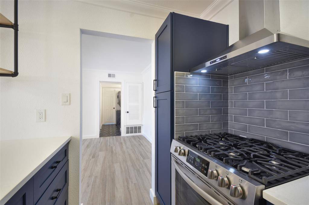 3431 North Hills DR #126, Austin, TX 78731