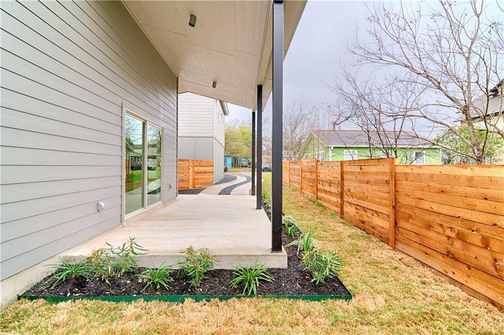 904 E 54th ST #B, Austin, TX 78751