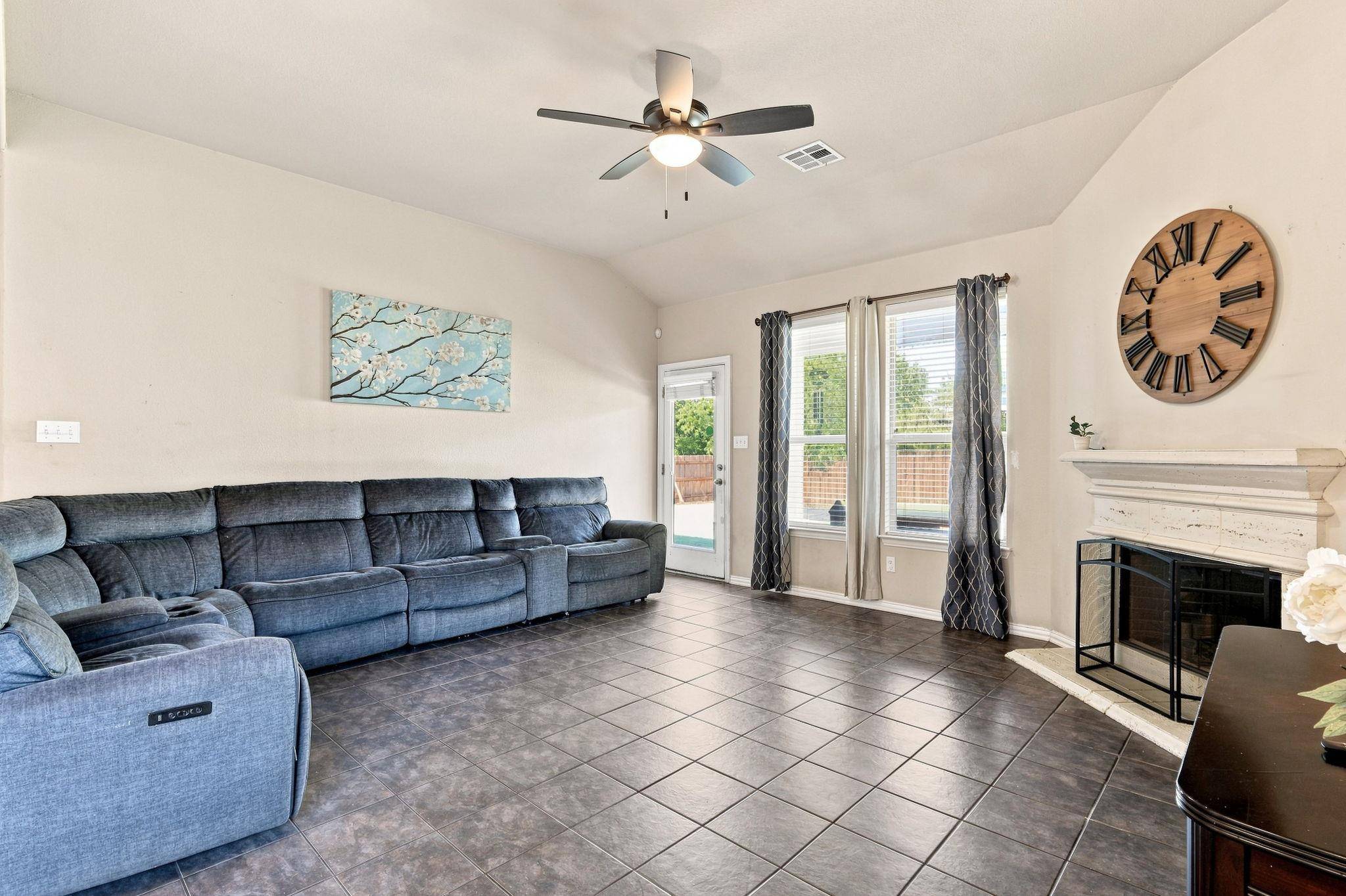 459 Sandstone TRL, Buda, TX 78610