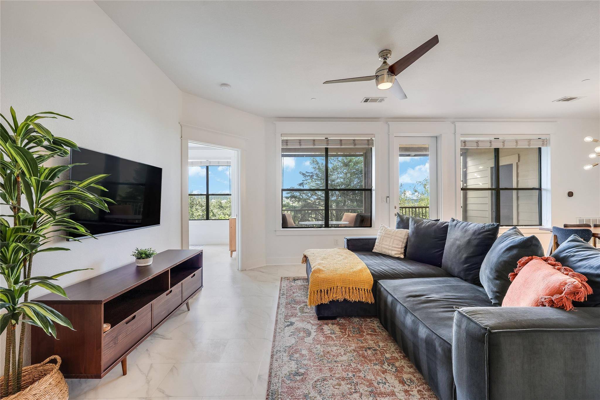 17800 Edgewood WAY #202, Jonestown, TX 78645