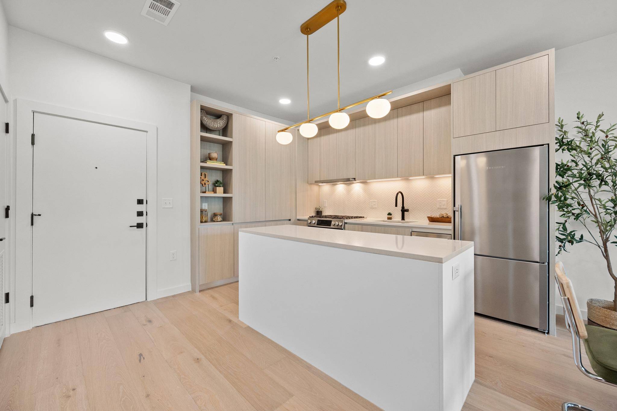 2209 S 1st ST #216, Austin, TX 78704