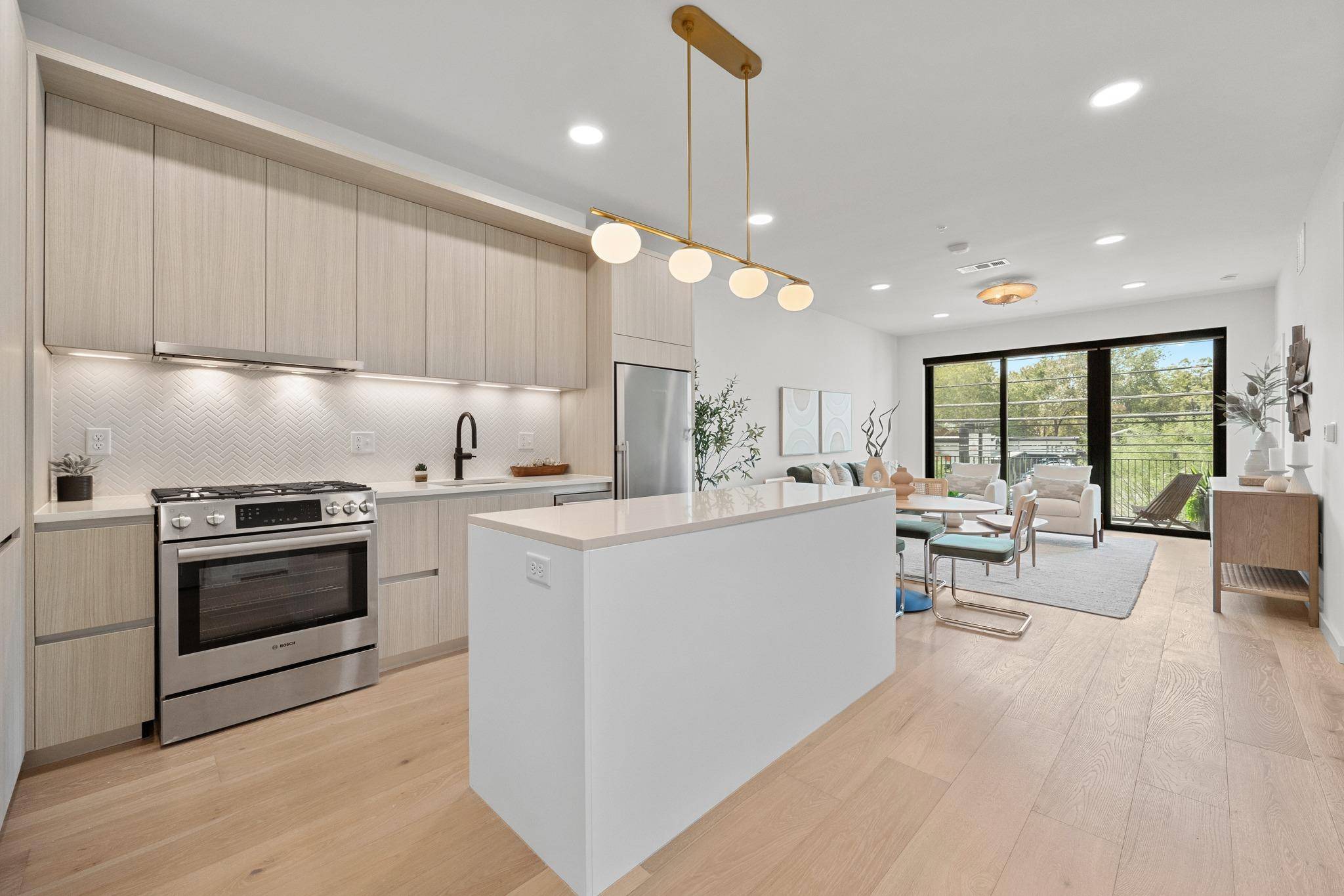 2209 S 1st ST #216, Austin, TX 78704