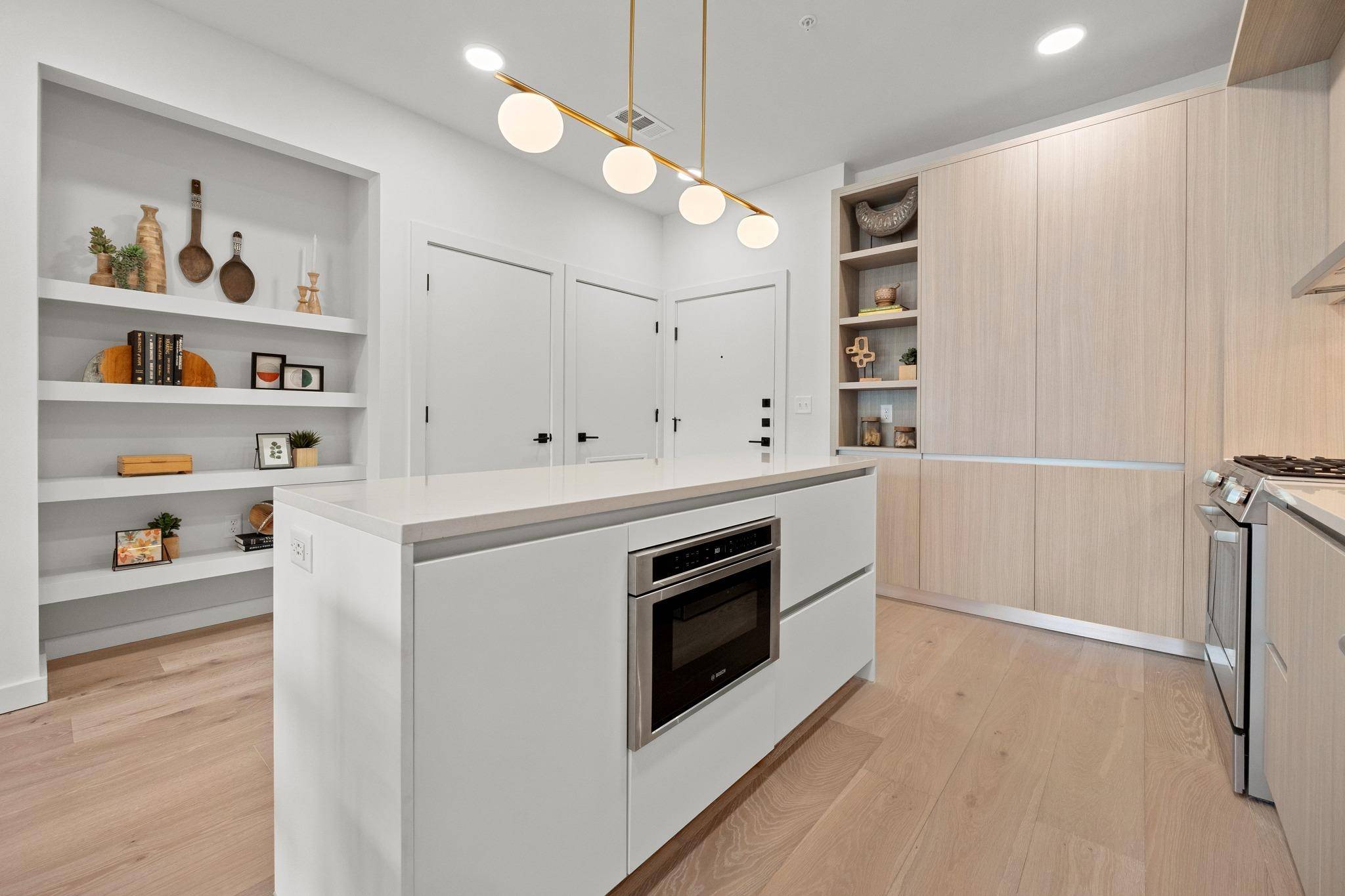 2209 S 1st ST #216, Austin, TX 78704