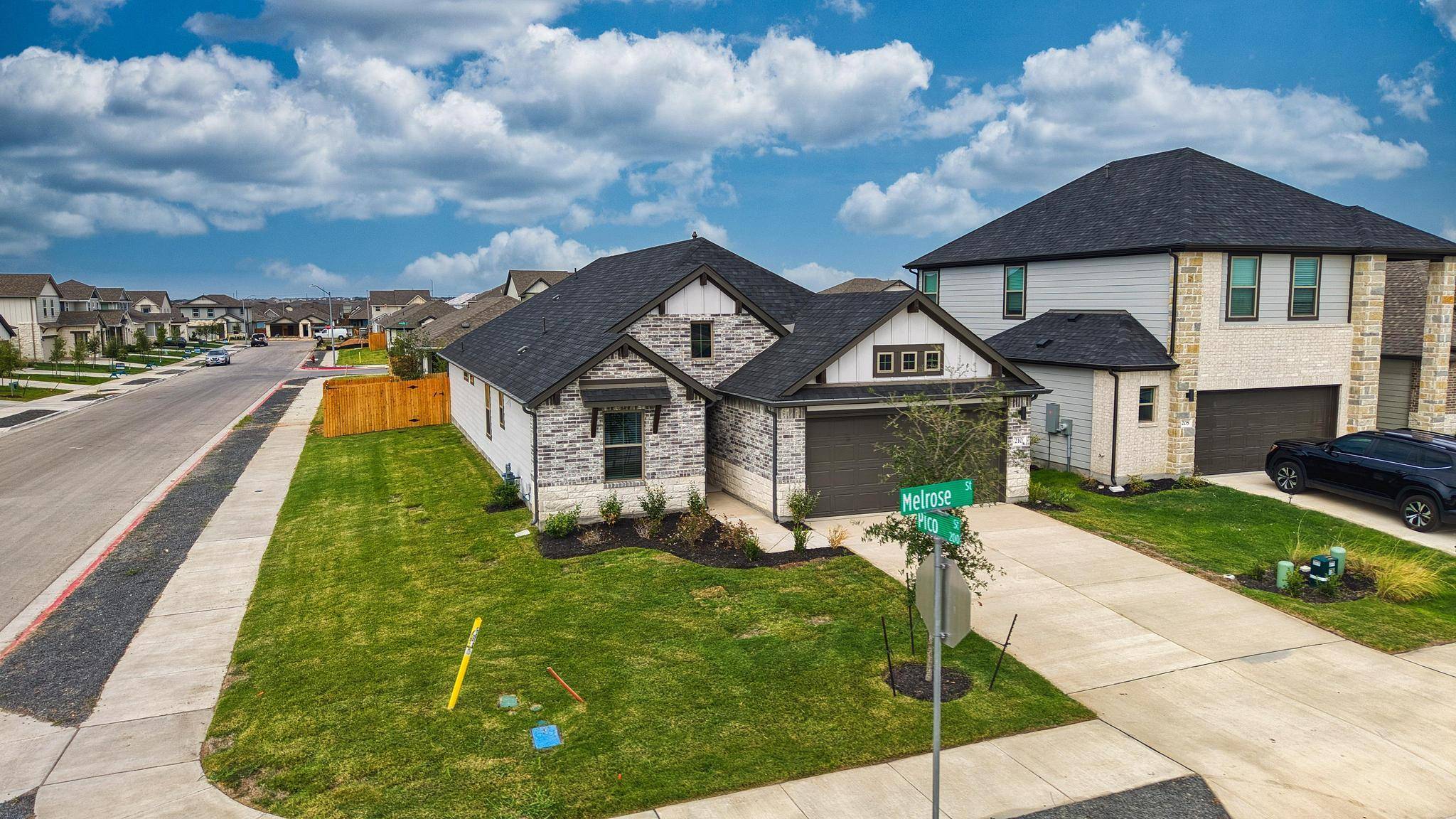210 Melrose ST, Hutto, TX 78634