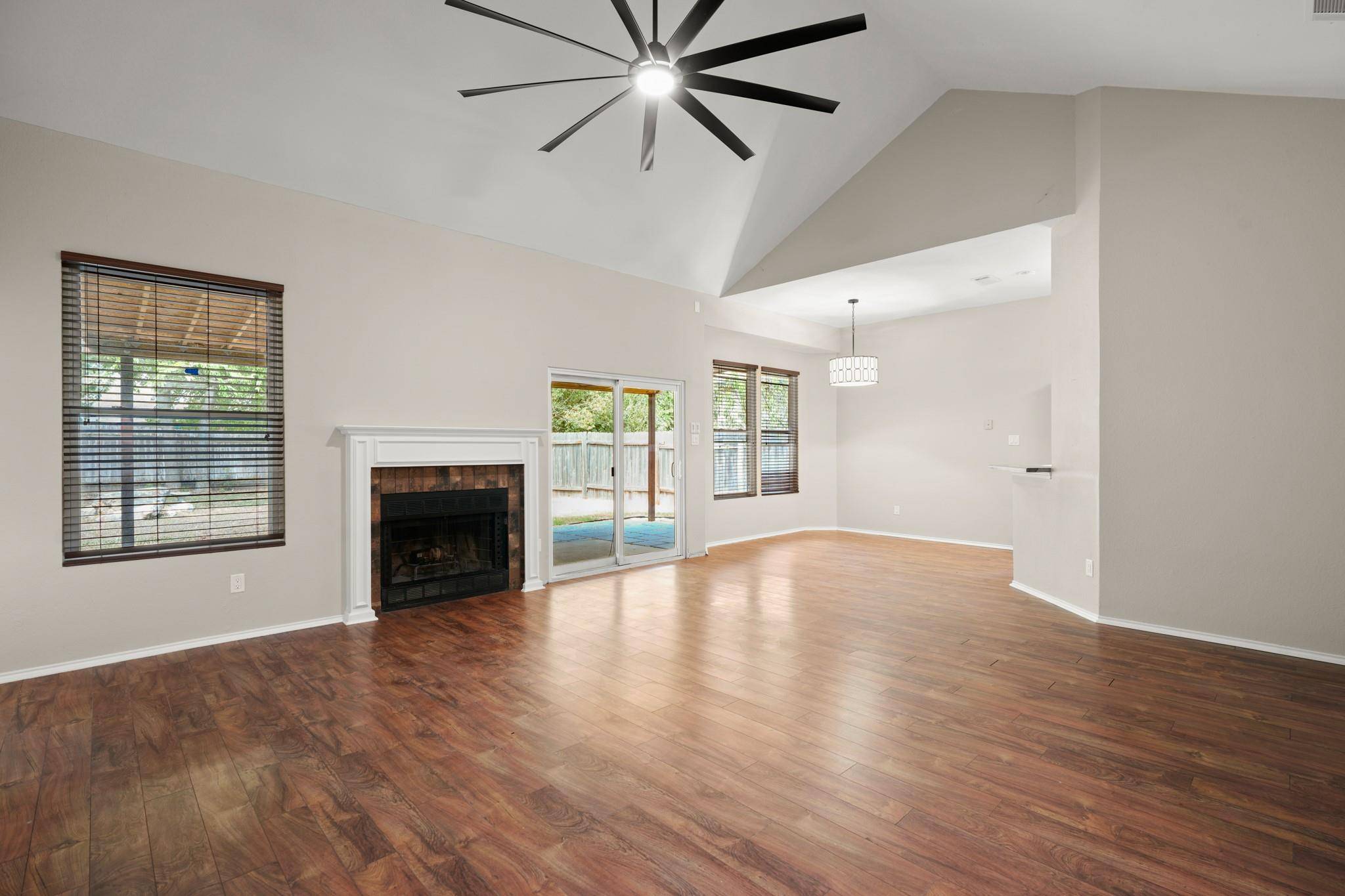 12600 DEER FALLS DR, Austin, TX 78729