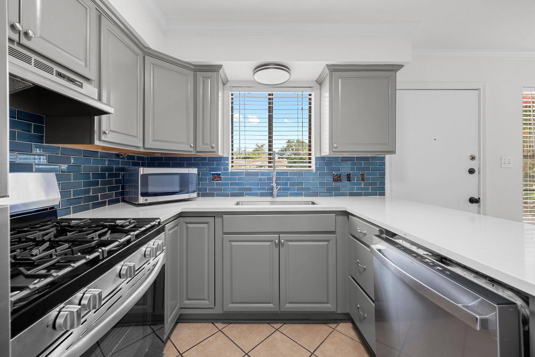 204 Northwest DR #A, Round Rock, TX 78664