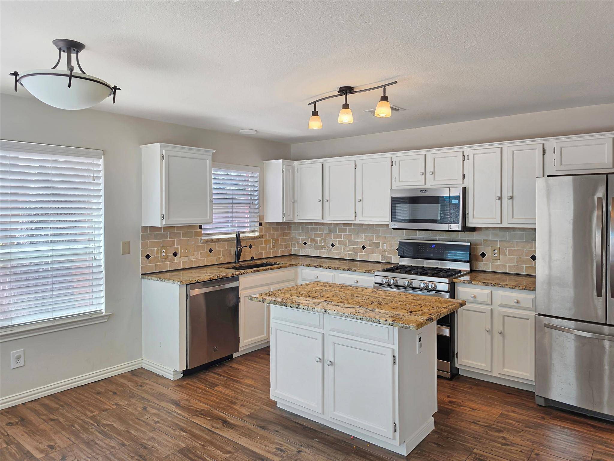 1411 Waldrop CV, Austin, TX 78748