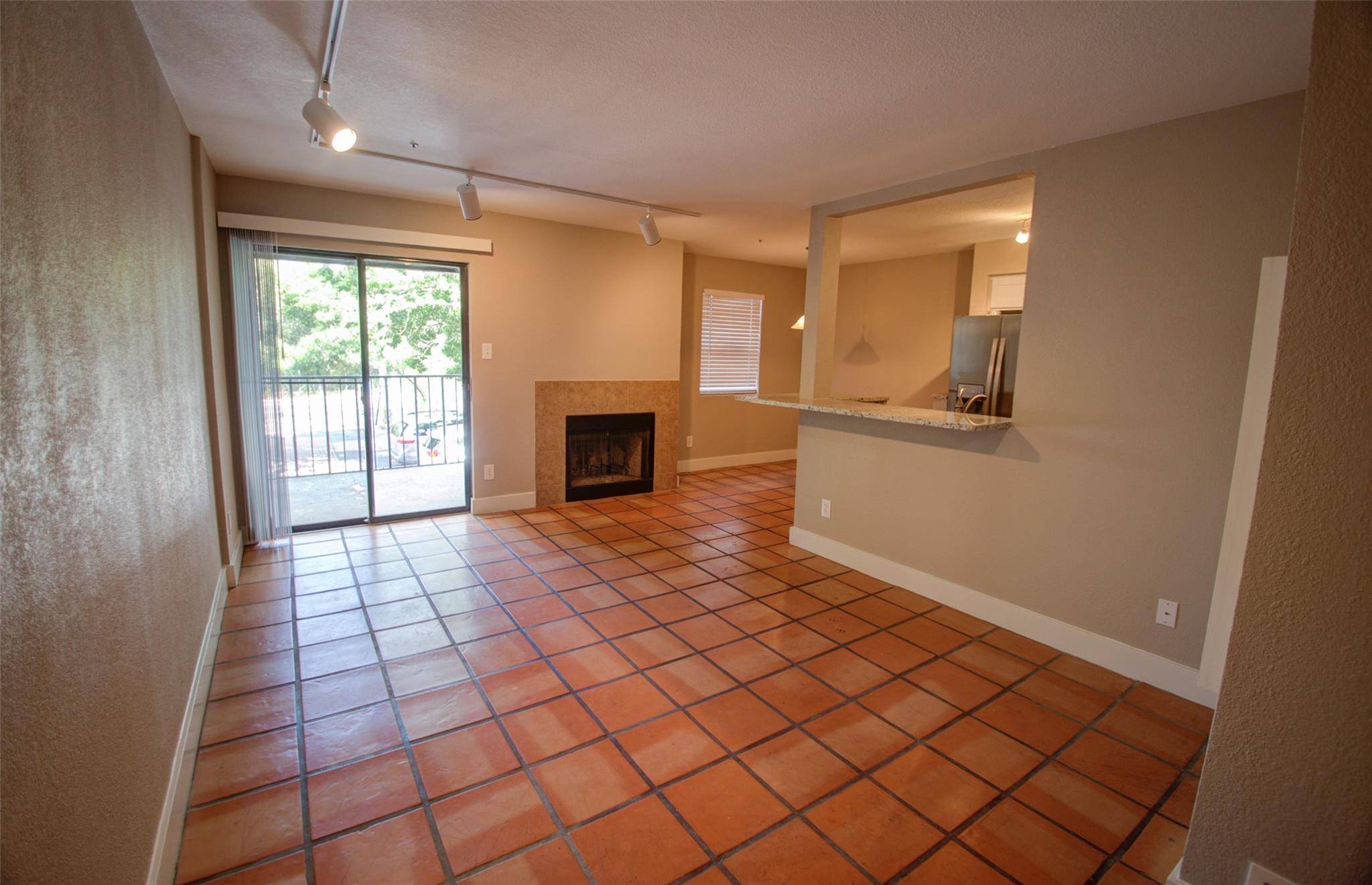1306 Norwalk LN #206, Austin, TX 78703